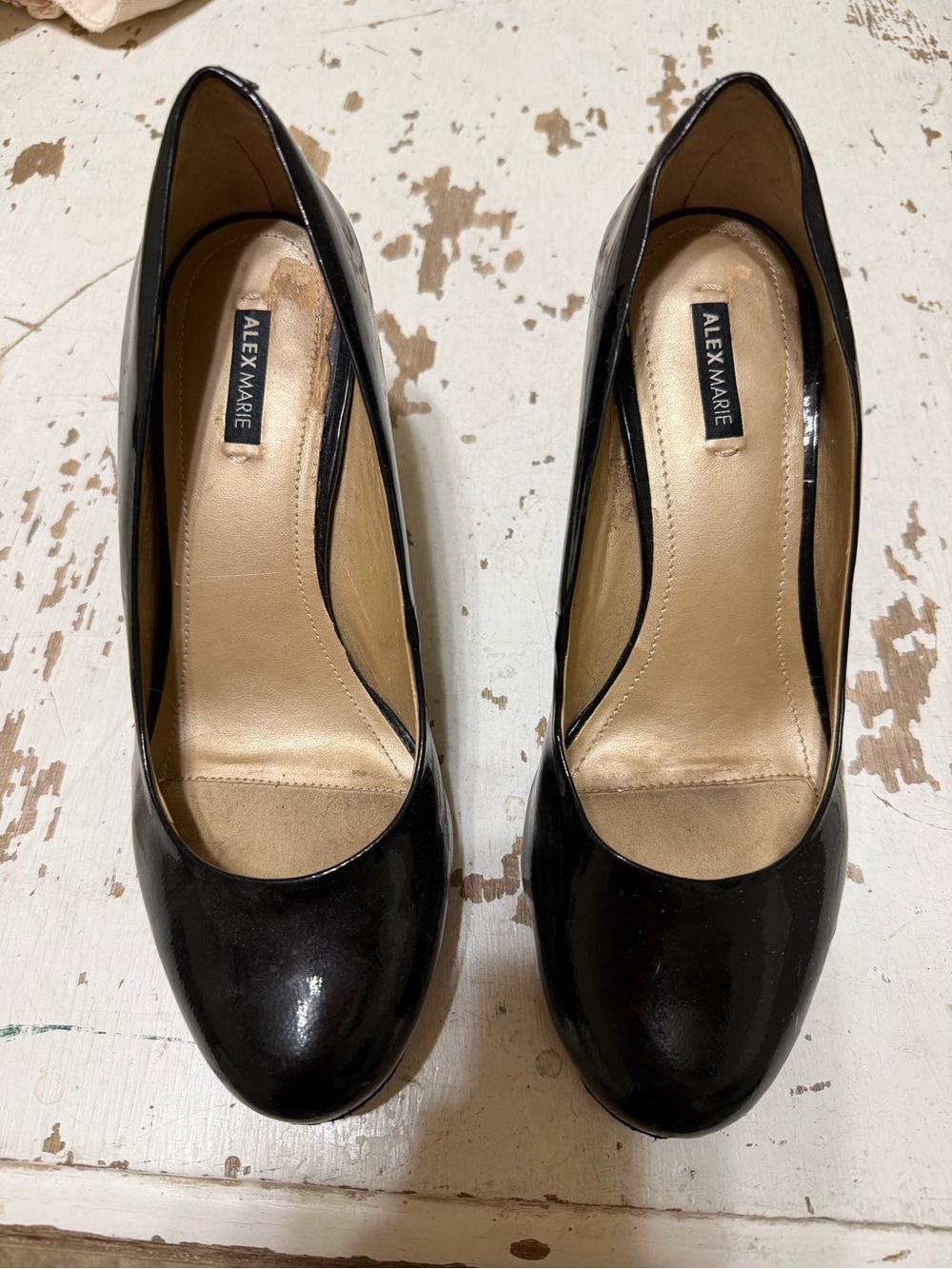 Alex Marie Black Patent Round-Toe Pumps 7.5 comfy classic preppy timeless euc